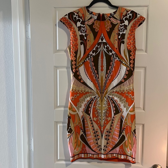 Bessi Dresses & Skirts - BESSI Multi Color Sleeveless Dress Sz 8